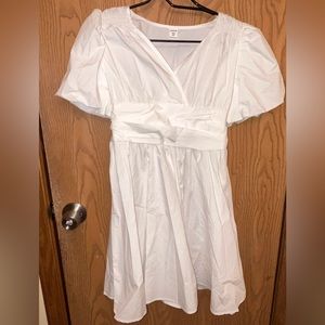 White Dress Girl Size 14 Never Worn Brand New